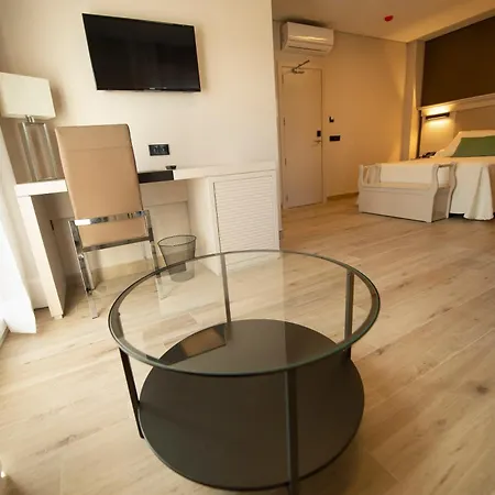 Y Diufain 3* Conil De La Frontera
