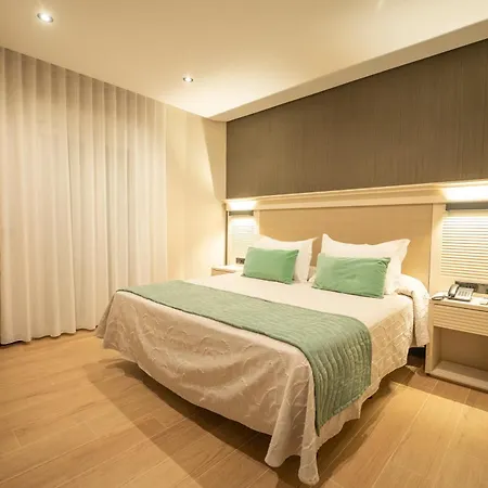 Y Diufain 3* Conil De La Frontera