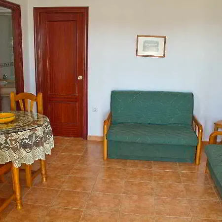 Y Diufain Otel 3*