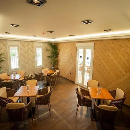 Diufain Hotel Conil De La Frontera